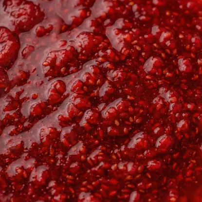 100% málna hozzáadott cukor nélkül, extra gyümölcsdarabokkal