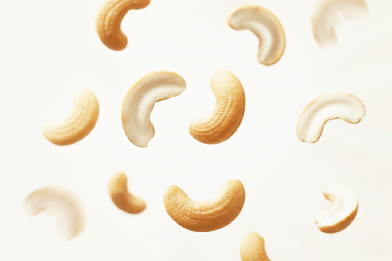 Ketchupos üveg és paradicsomok