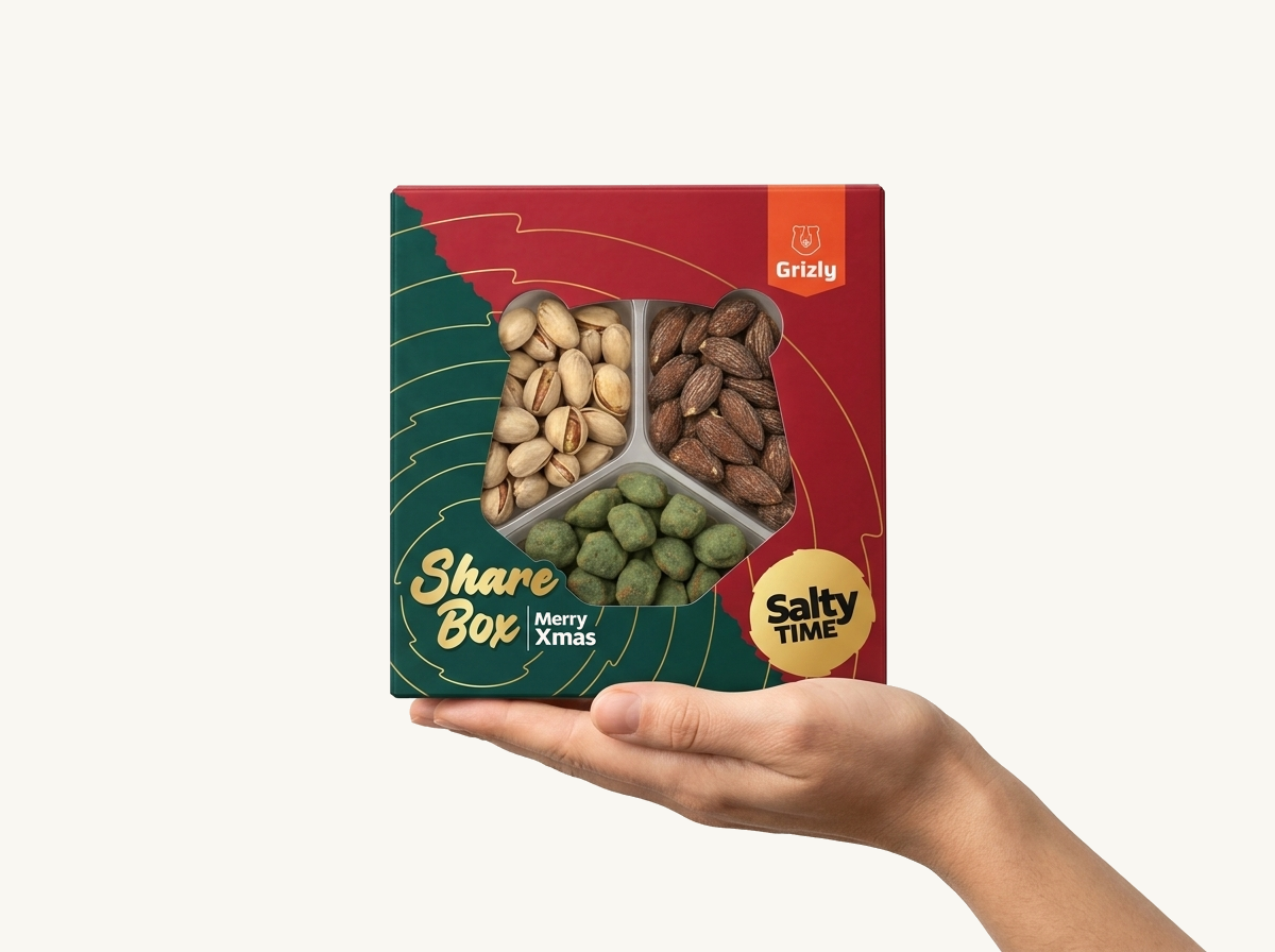 sós share box a kézben