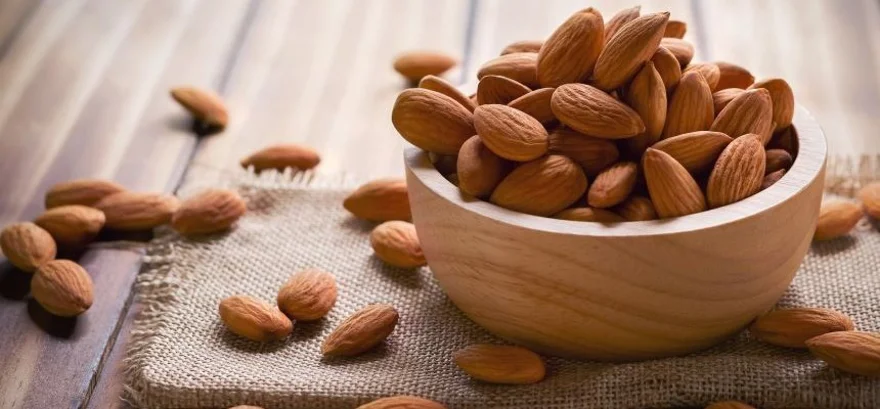 Miért vegye be a mandulát az étrendjébe?