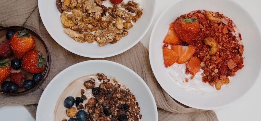 Hogyan készítsünk egészséges granolát? Mit kell tartalmaznia?