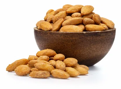 Hámozott mandula sózott fűszeres