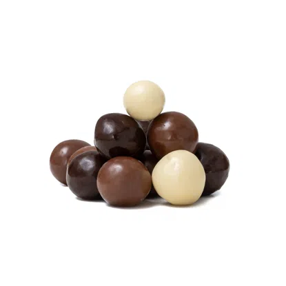 Háromszínű mogyoró