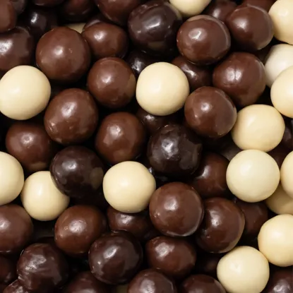 Háromszínű mogyoró