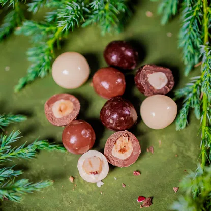 Háromszínű mogyoró