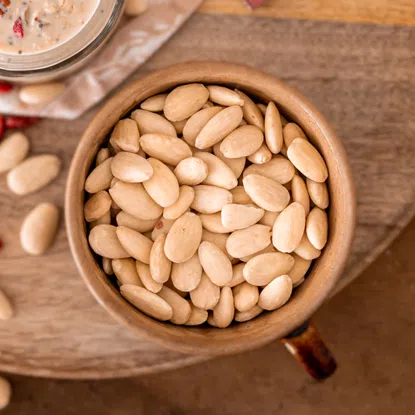 Mandula hámozott natúr