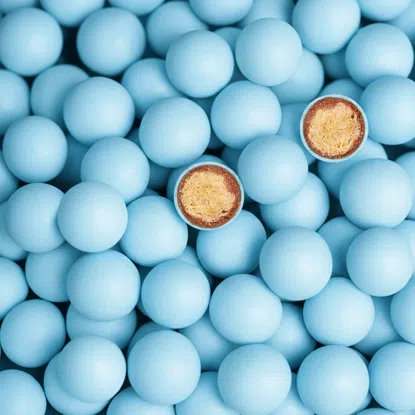 Ropogós golyók kék