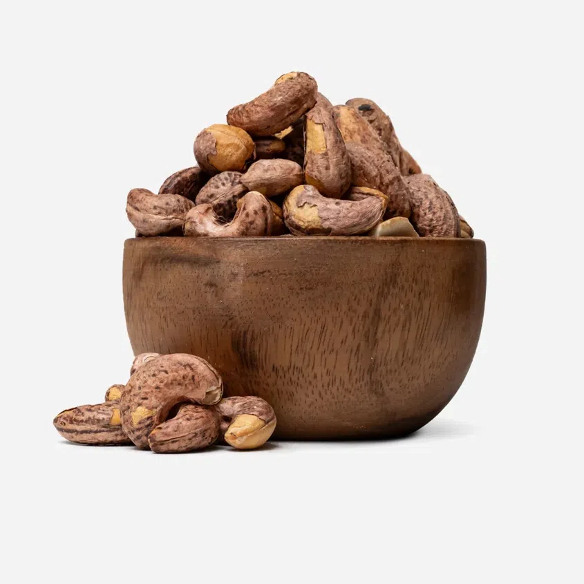 Sózott, pörkölt kesudió héjban A180