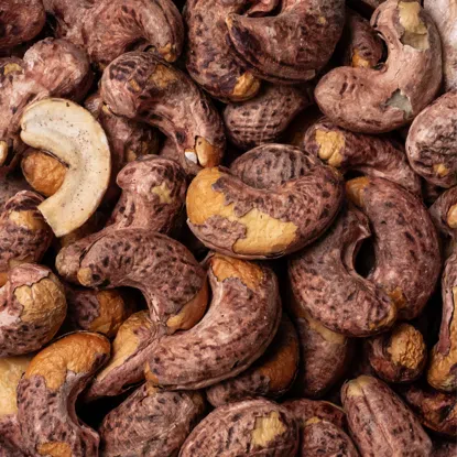 Sózott, pörkölt kesudió héjban A180