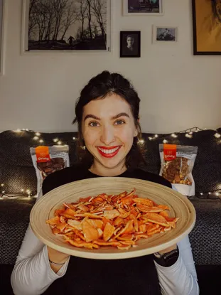 Szárított alma szeletek eperporral