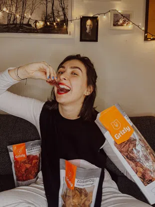 Szárított alma szeletek eperporral