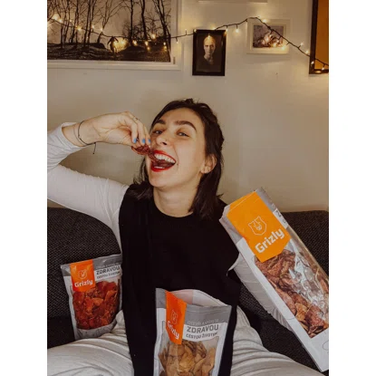 Szárított alma szeletek fahéjjal